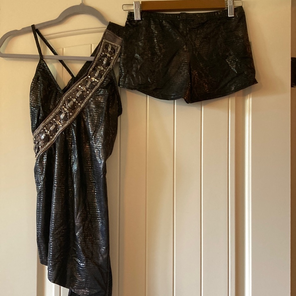 Dance Costume Top & Booty Short Set
